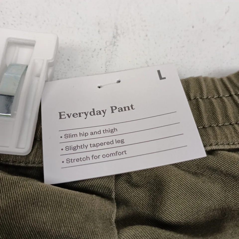 BOX OF APPROXIMATELY 12 X EVERYDAY PANT – GREEN - SIZE L