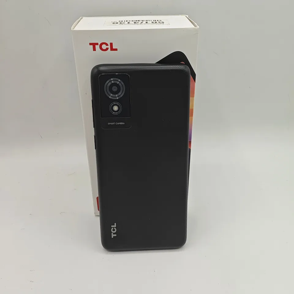 BOXED TCL 501 2/32GB IN BLACK - T433D