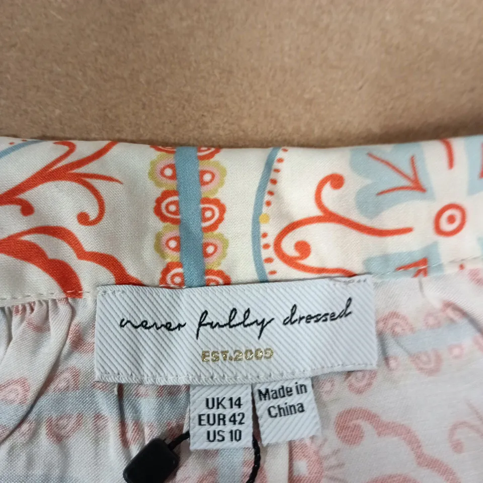 NEVER FULLY DRESSED LILY TOP IN DOLCE VITA PRINT – UK14 (EU42, US10)