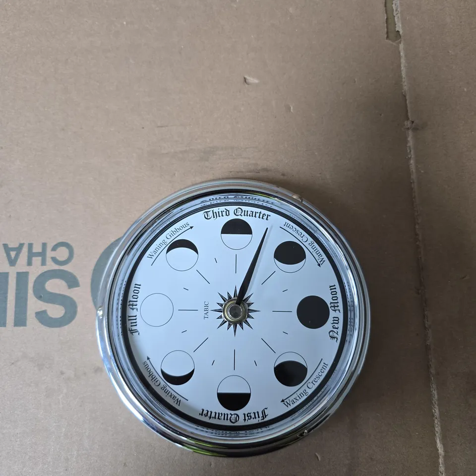 TABIC ENGLAND MOON PHASE DESK CLOCK – ROUND CHROME