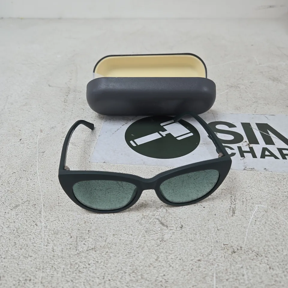 GANT SUNGLASSES – GREEN FRAME WITH GREEN LENSES (WITH CASE)