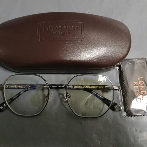 PAIR OF LONDON RETRO HAINAULT MATTE GUNMETAL GLASSES IN CASE