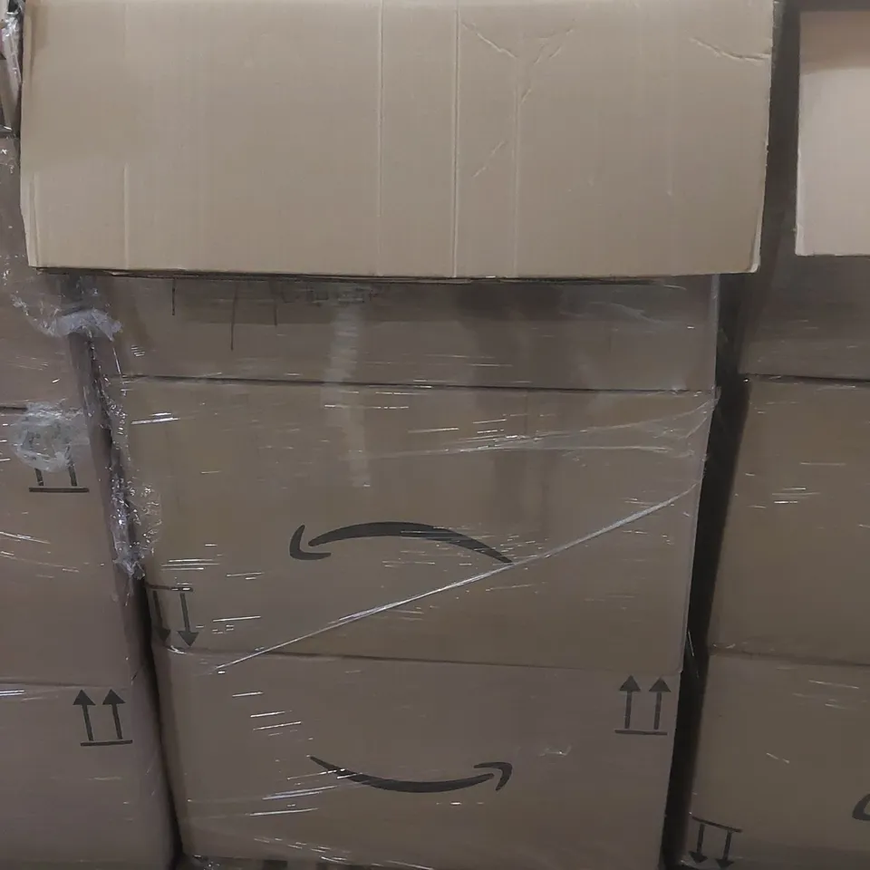 PALLET CONTAINING A VERY LARGE QUANTITY OF ASSORTED MEDICAL SUPPLIES INCLUDING: FINGER SLEEVES, LIPID TEST STRIPS, INSULIN SYRINGES, FACE MASKS ECT