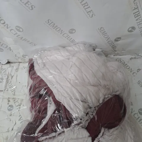 COZEE HOME REVERSIBLE SNOW FAUX FUR AND VELVETSOFT THROW