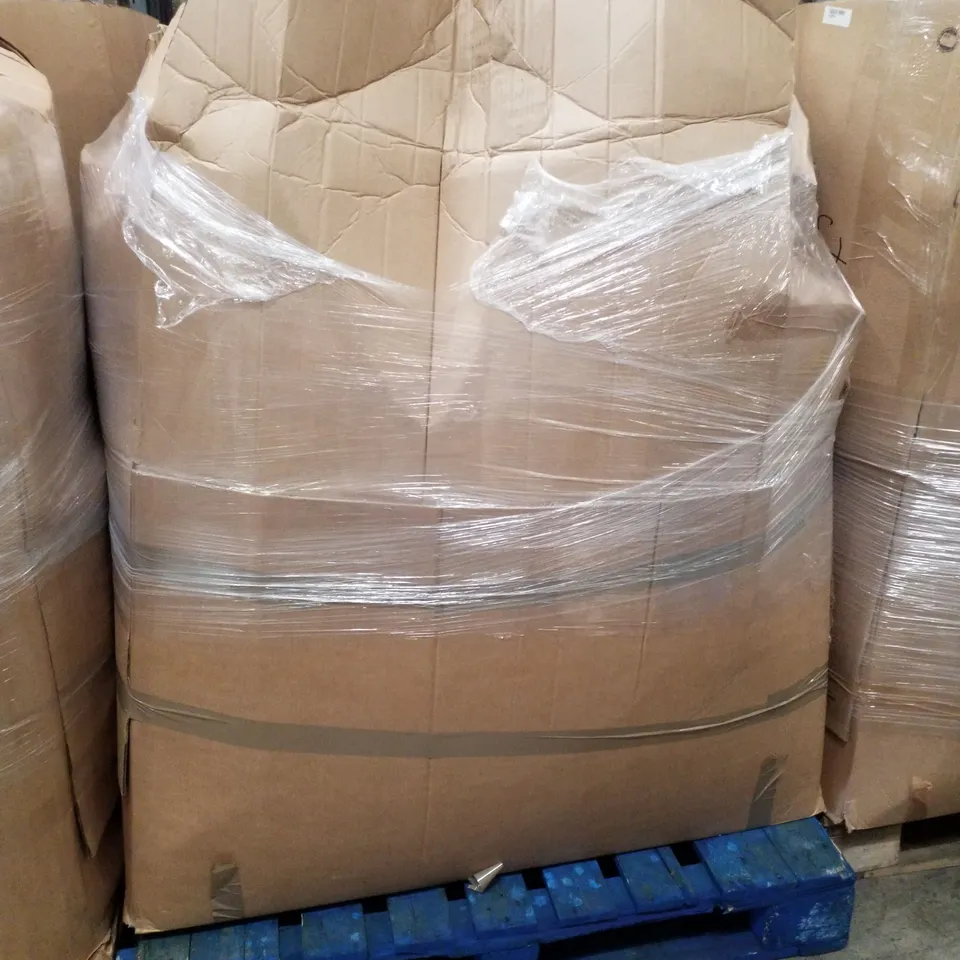 PALLET CONTAINING ASSORTED PILLOWS, CUSHIONS & SLEEPING BAGS