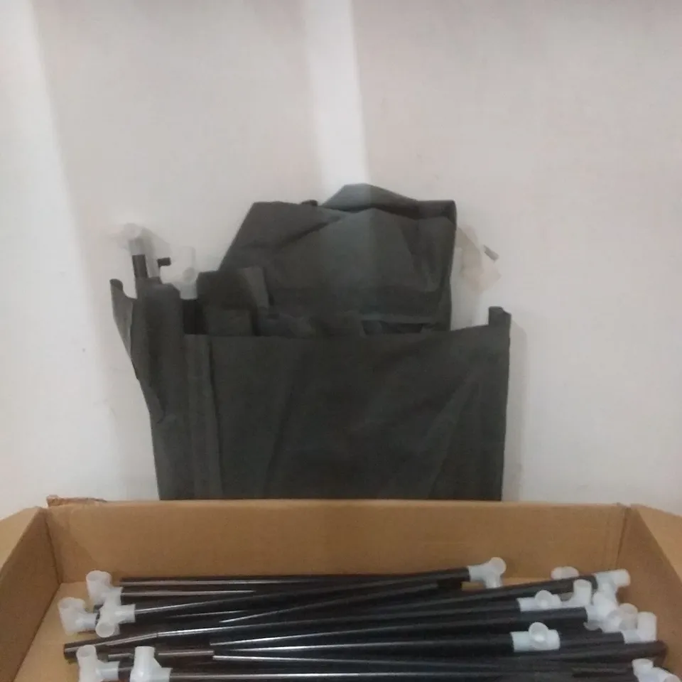 BOXED PORTABLE WARDROBE 