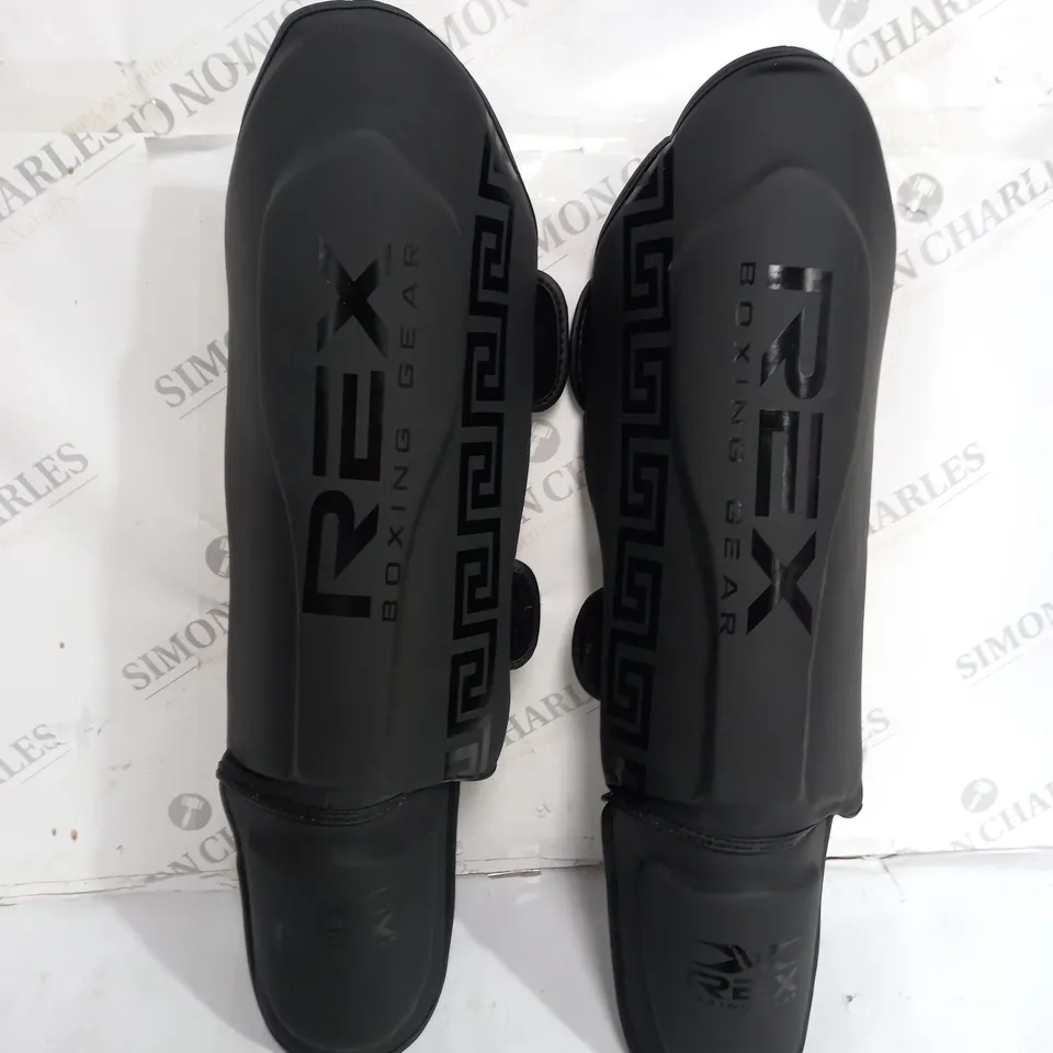 REX BOXING GEAR KICK BOXING GAURDS - SMALL