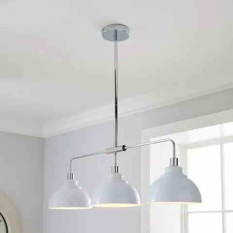BOXED GALLEY 3 LIGHT DINER CEILING LIGHT