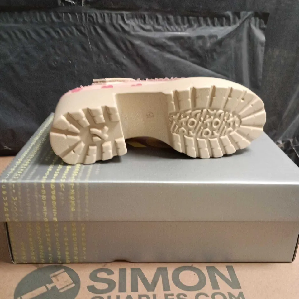 KOI MELANIE SWEETHEART MARY JANE SHOES PINK SIZE 3