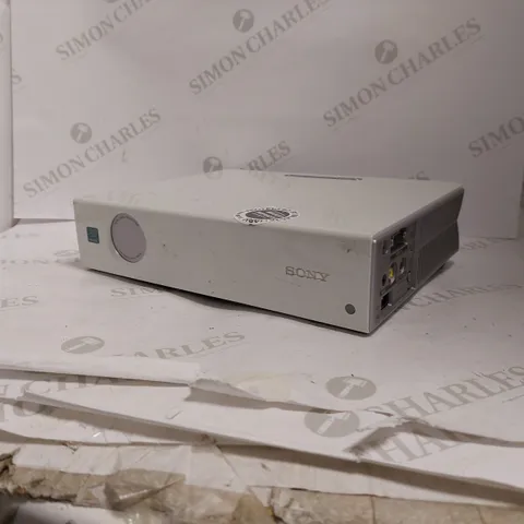 SONY VPL-CS6 PROJECTOR