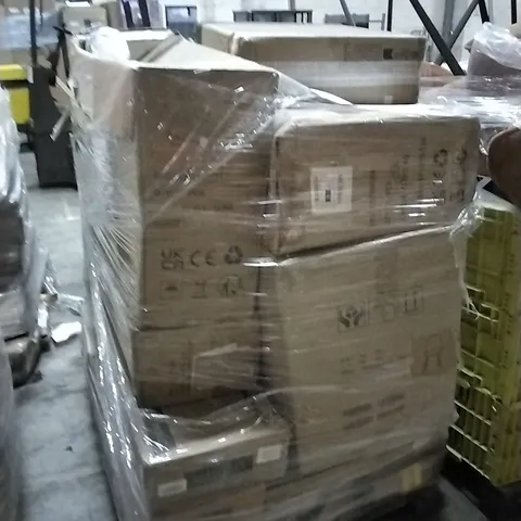 PALLET OF HOUSEHOLD ITEMS TO INCLUDE BAR CHAIR, DINING CHAIR, FABRIC WARDROBE AND OTHER ASSORTED ITEMS...