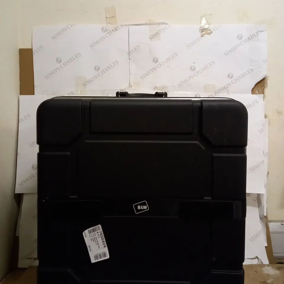 B&W INTERNATIONAL FOLDON CASE - BLACK