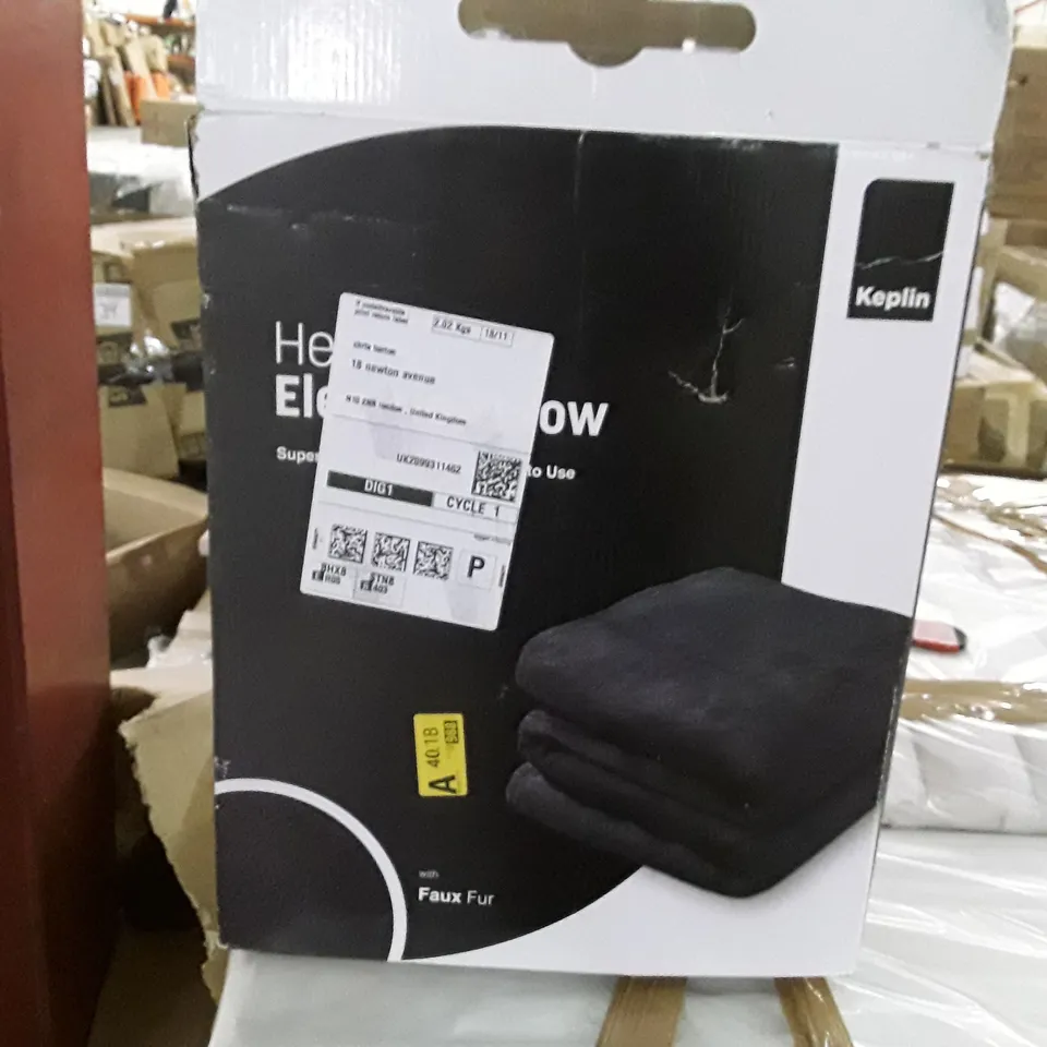 BOXED KEPLIN HEATED THROW - BLACK 