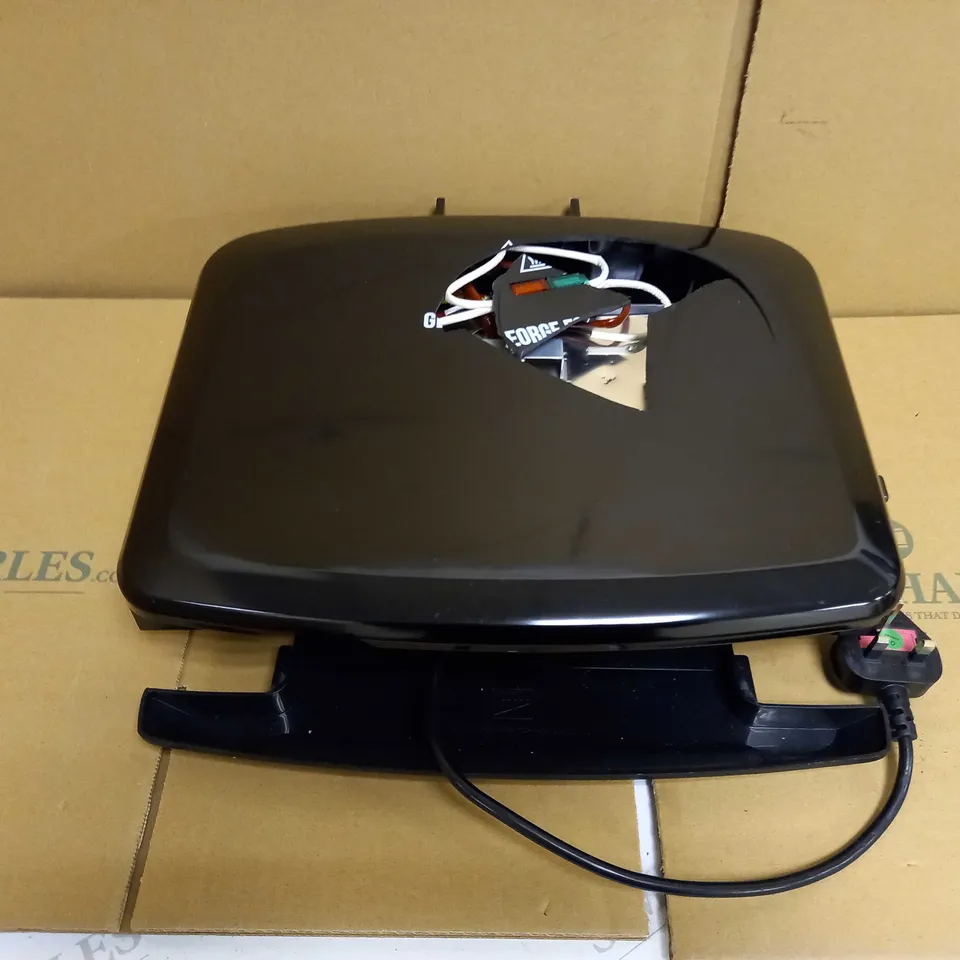 GEORGE FOREMAN FAMILY GRILL