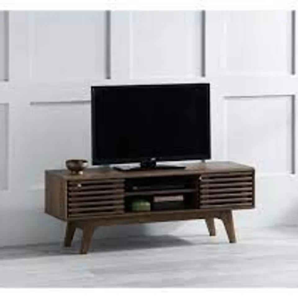 BOXED COPEN 120 TV STAND IN WALNUT 
