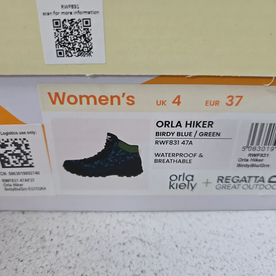 BOX OF APPROXIMATELY 8 PAIRS OF BRAND NEW REGATTA ORLA HIKER BOOTS - BIRDY BLUE GREEN - SIZE UK 4 
