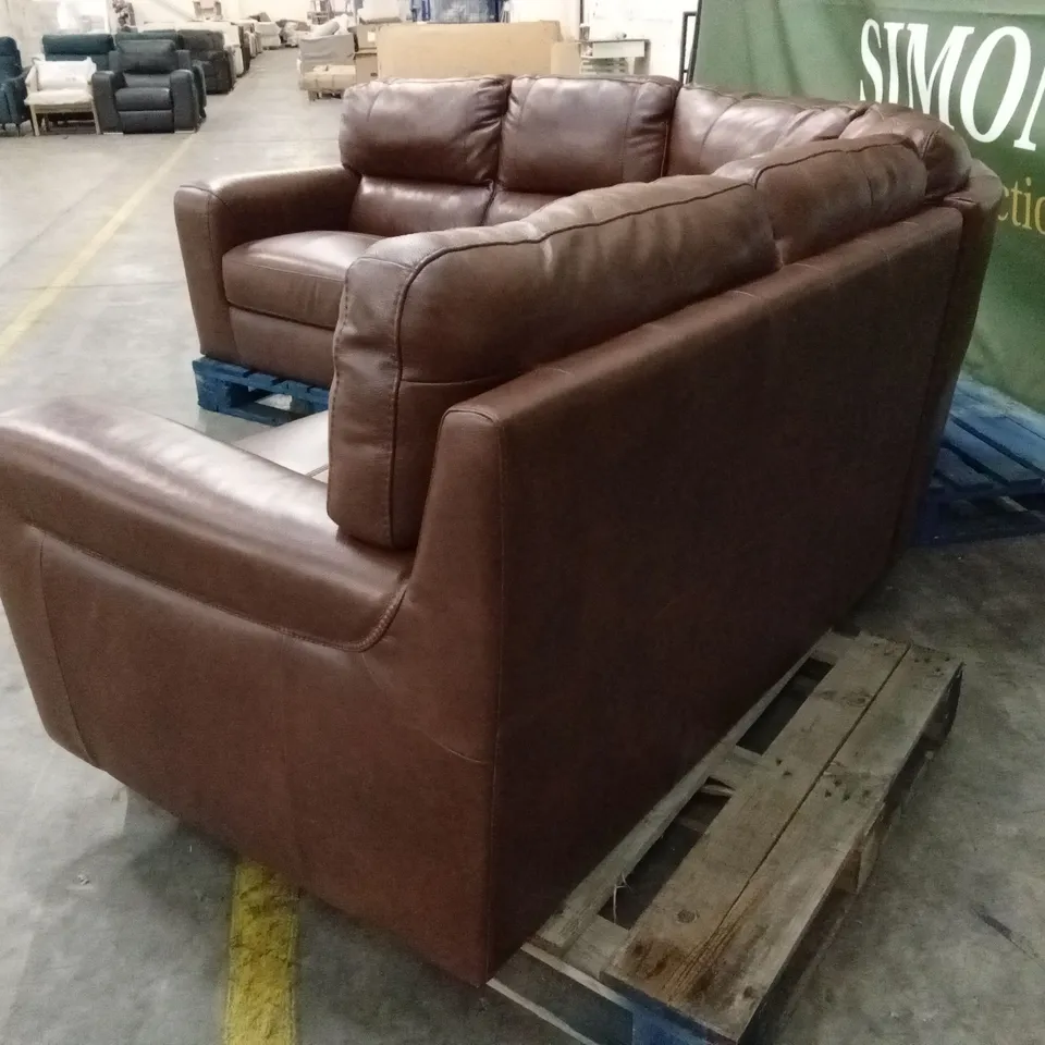 QUALITY DESIGNER ITALIAN MADE LEATHER CORNER SOFA - WALNUT