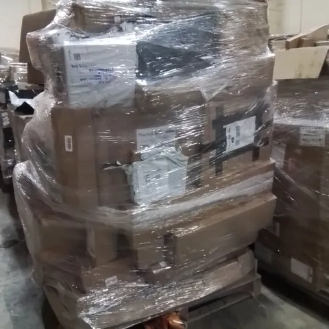 PALLET CONTAINING A LARGE QUANTITY OF ASSORTED PRODUCTS TO INCLUDE:PENDENT LAMP,WHISKEY CHOCOLATE,ETC