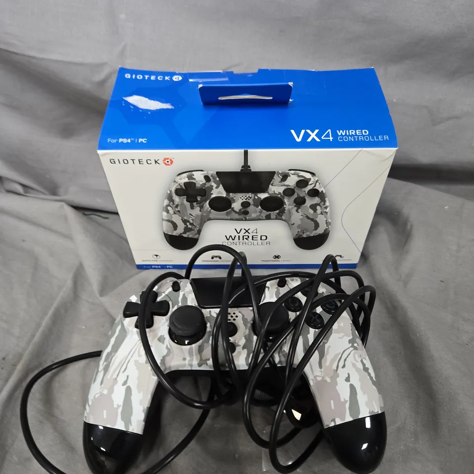 BOXED GIOTECK VX4 WIRED CONTROLLER 