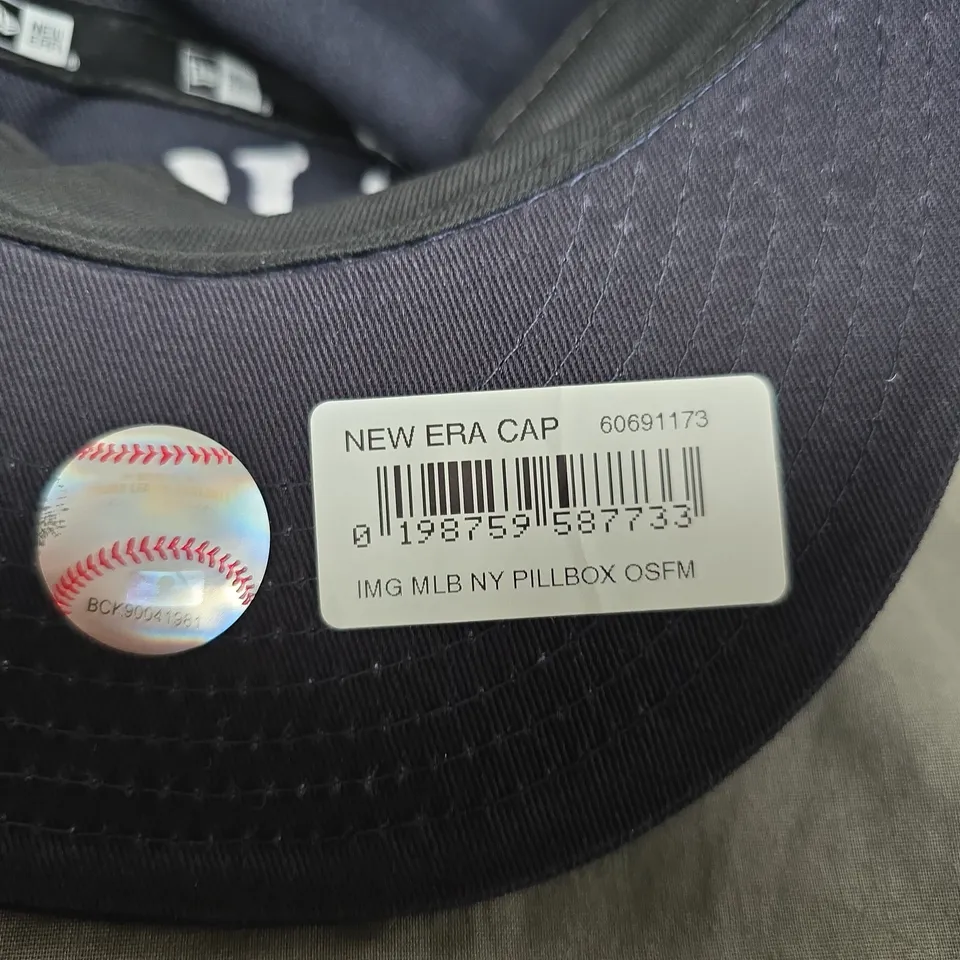 NEW ERA MLB PILLBOX CAP – NY YANKEES LOGO – NAVY BLUE – OSFM