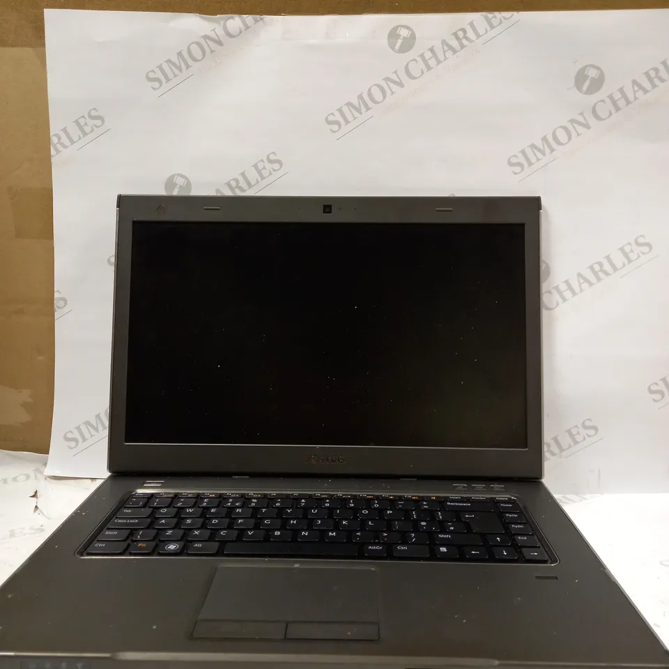 DELL VOSTRO 3560 LAPTOP IN SILVER