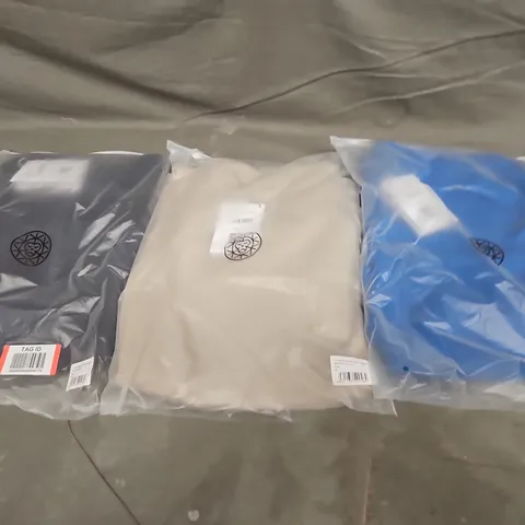 APPROXIMATELY 18 ASSORTED BAGGED UNISEX BRASS MONKEY JOGGERS IN VARIOUS SIZES TO INCLUDE COLOURS SUCH AS NAVY, CLAY, BLUE, ETC