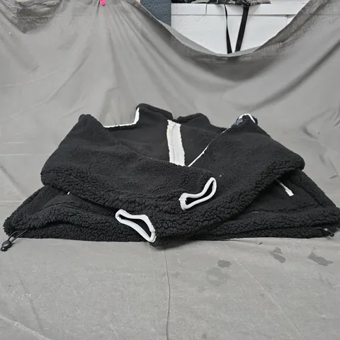 GYM COFFEE ATHLEISURE FLEECE JACKET β BLACK, SIZE M