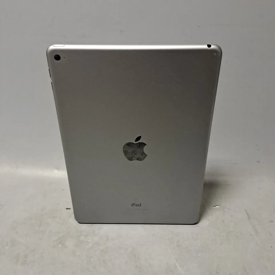 APPLE IPAD A1566