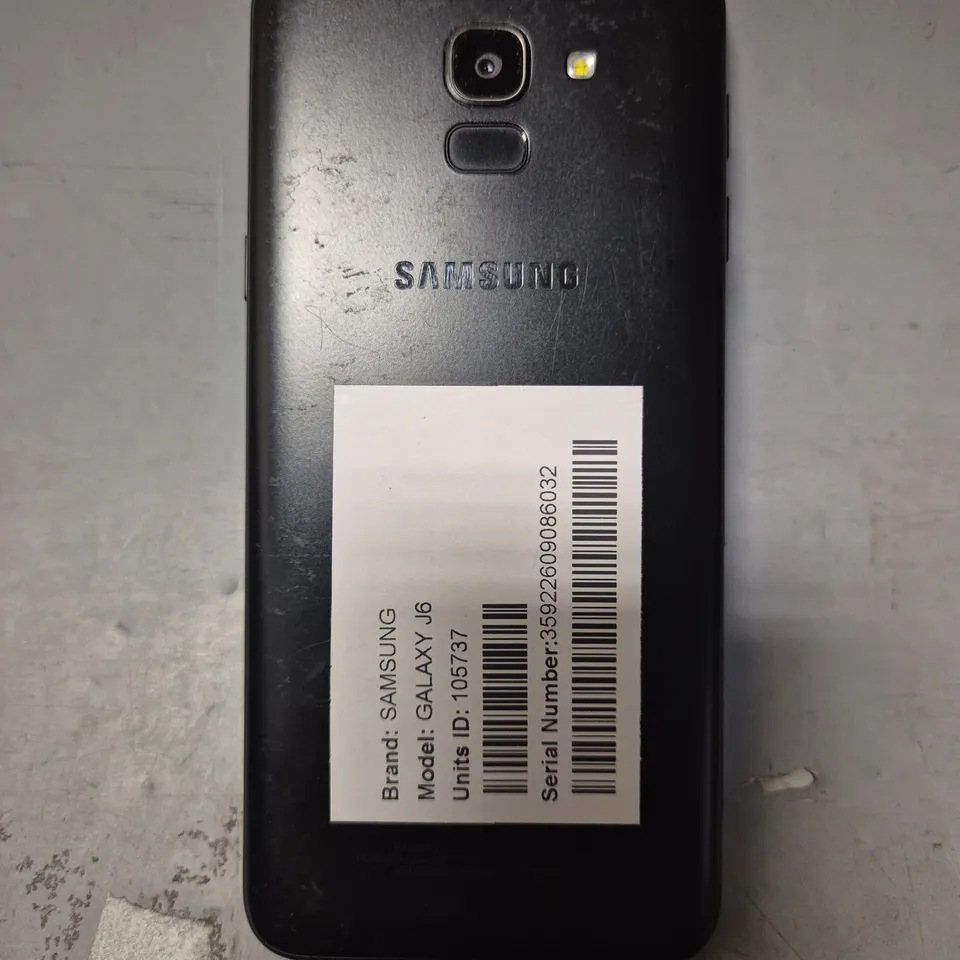 SAMSUNG GALAXY J6 