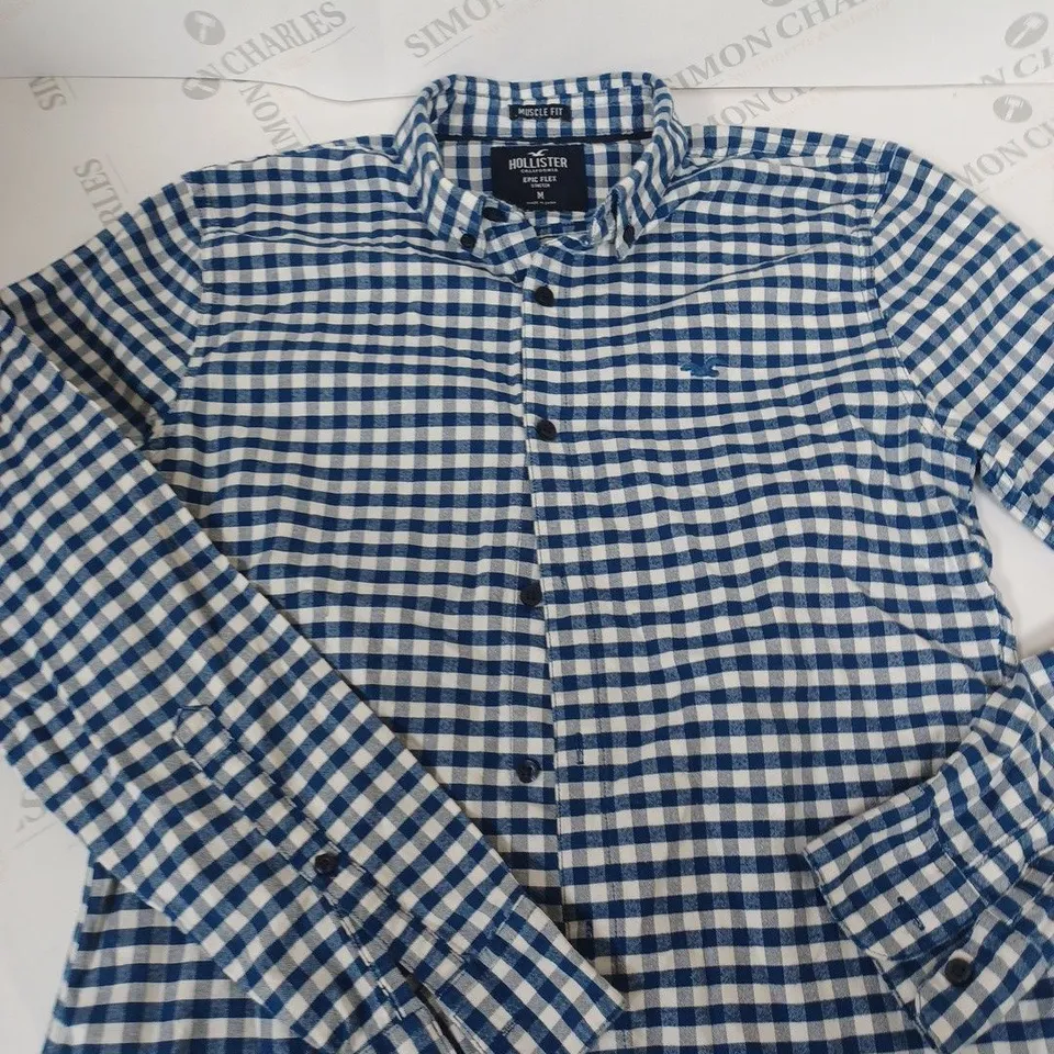 HOLLISTER CHEQUERED BUTTON SHIRT SIZE M