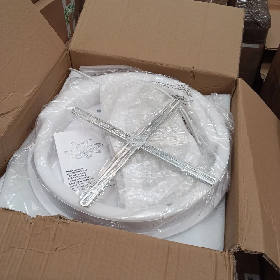 BOXED LED CEILING LAMP 