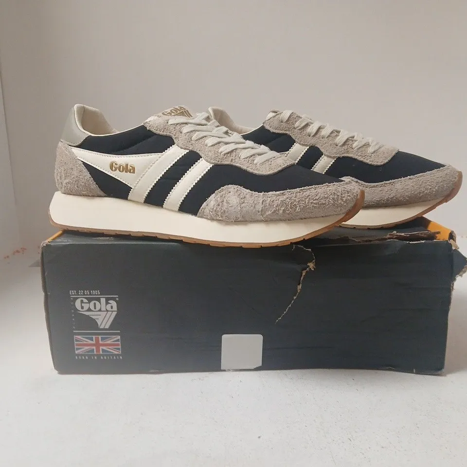 BOXED PAIR OF GOLA WOMEN'S ARIZONA TRAINERS IN BLACK/FEAHER GREY/OFF WHITE SIZE UK 9