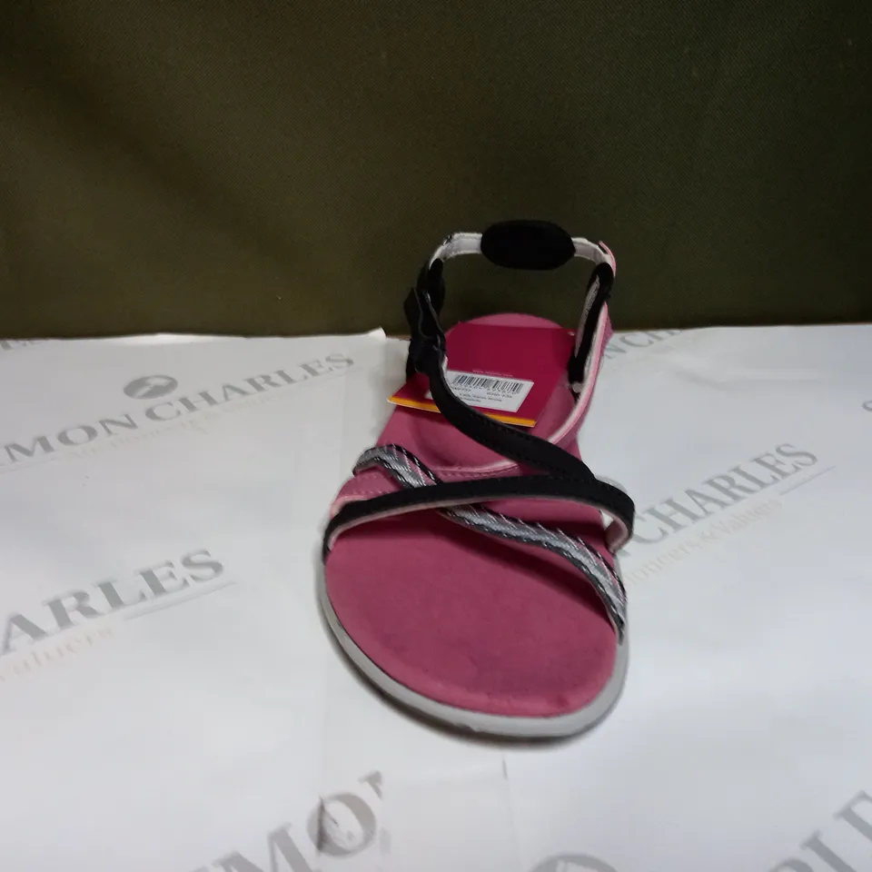 REGATTA LADY ROMA SANDALS SIZE 5