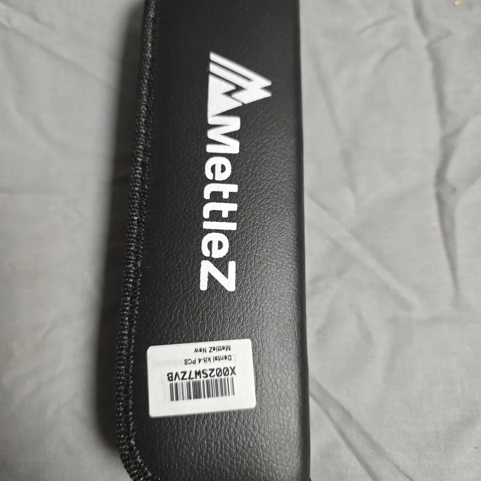 APPROXIMATELY 19 METTEZ DENTAL KIT, 4 PIECES, IN BLACK CASE
