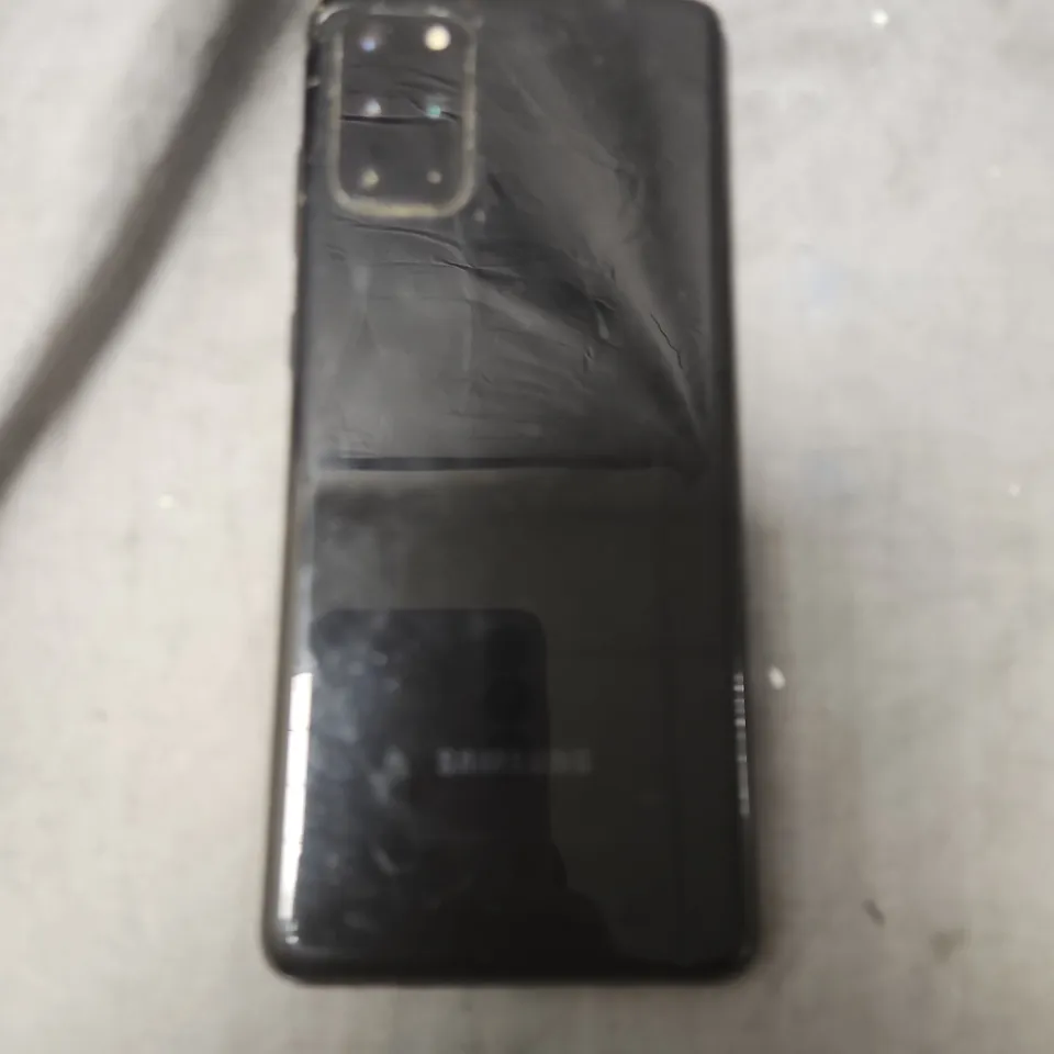 SAMSUNG SMARTPHONE IN BLACK (NO MODEL NUMBER)