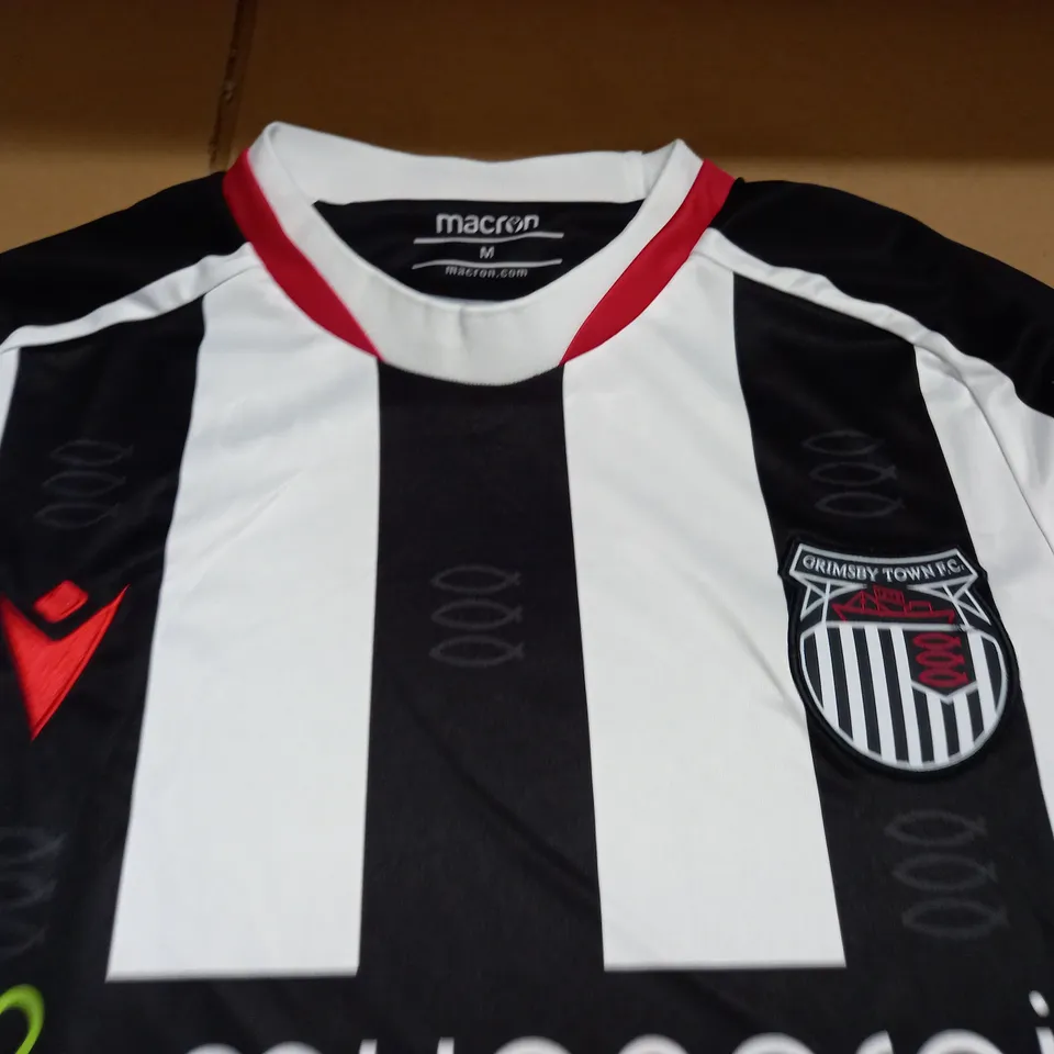 GRIMSBY TOWN F.C. MATCHDAY HOME SHIRT - M