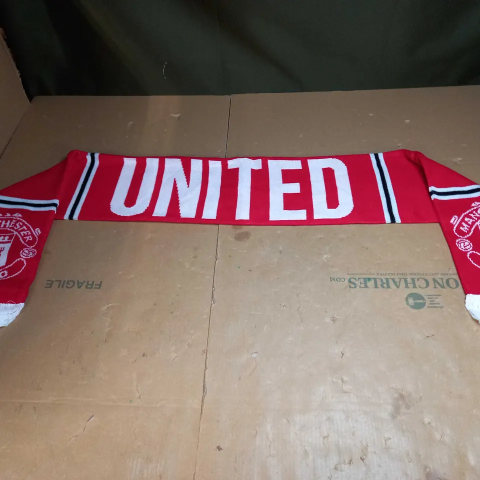 MANCHESTER UNITED FC OFFICAL SCARF 