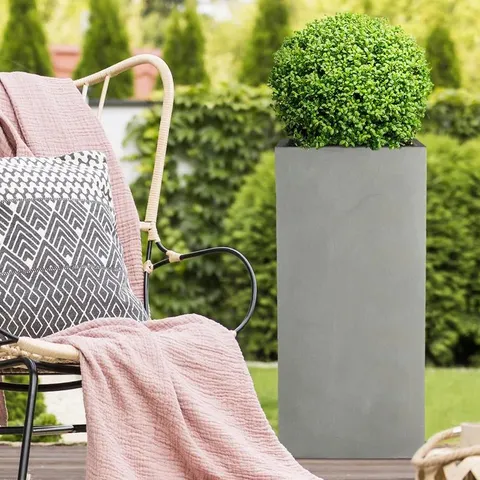 BOXED CONTEMPORARY LIGHT CONCRETE GARDEN TALL PLANTER (1 BOX)