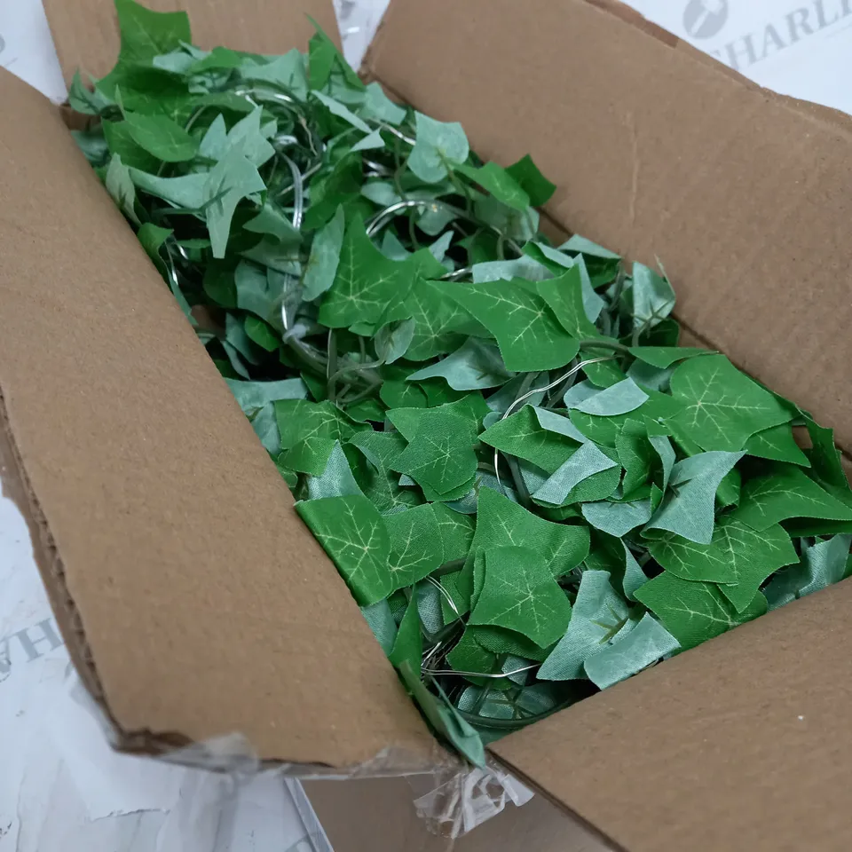 SOLAR POWERED IVY STRING LIGHT