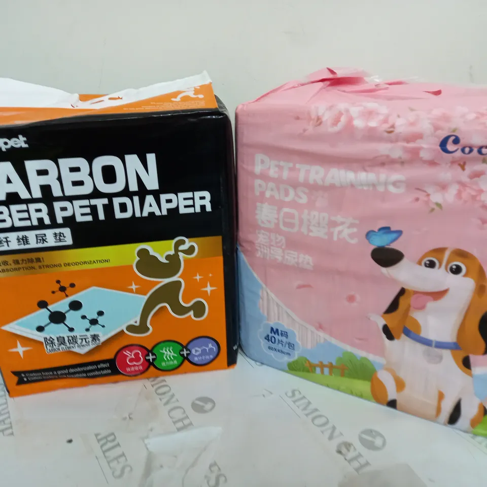 APPROXIMATELY 7 PACKS OF PET DIAPERS AND PADS TO INCLUDE HOOPET CARBON FIBER DIAPER, COCOYA PET TRAINING PADS, ETC