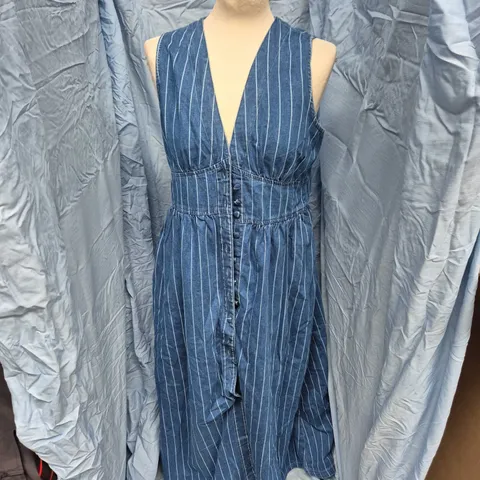 NOBODYS CHILD SL STARLIGHT MIDI DRESS STRIPE - MID PINSTRIPE BLUE - UK 10