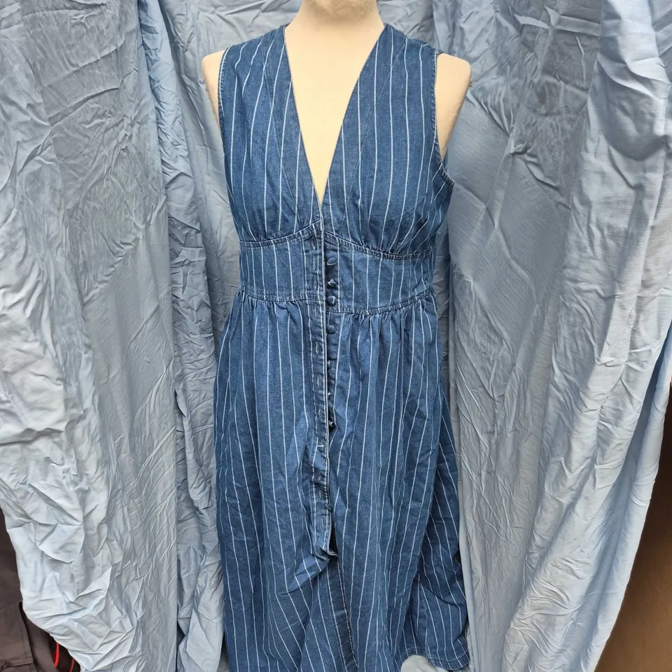 NOBODYS CHILD SL STARLIGHT MIDI DRESS STRIPE - MID PINSTRIPE BLUE - UK 10
