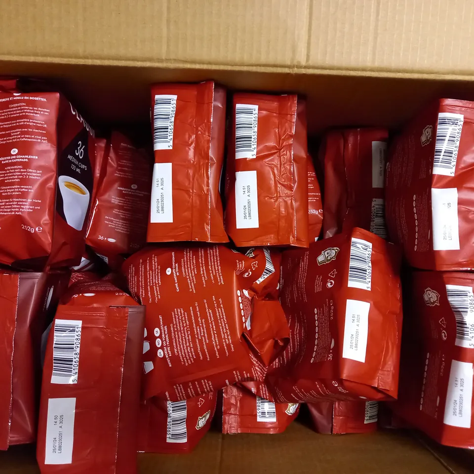 BOX OF APPROX 20 BAGS OF CLASSIC COFFEE PODS