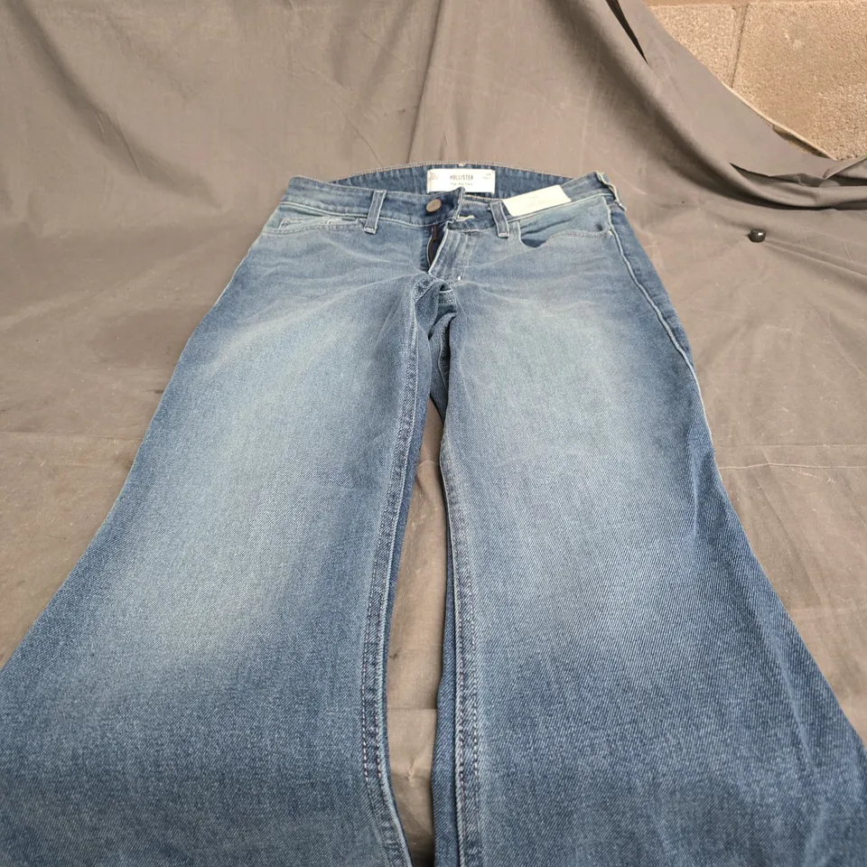 HOLLISTER HIGH RISE FLARE JEANS 30W