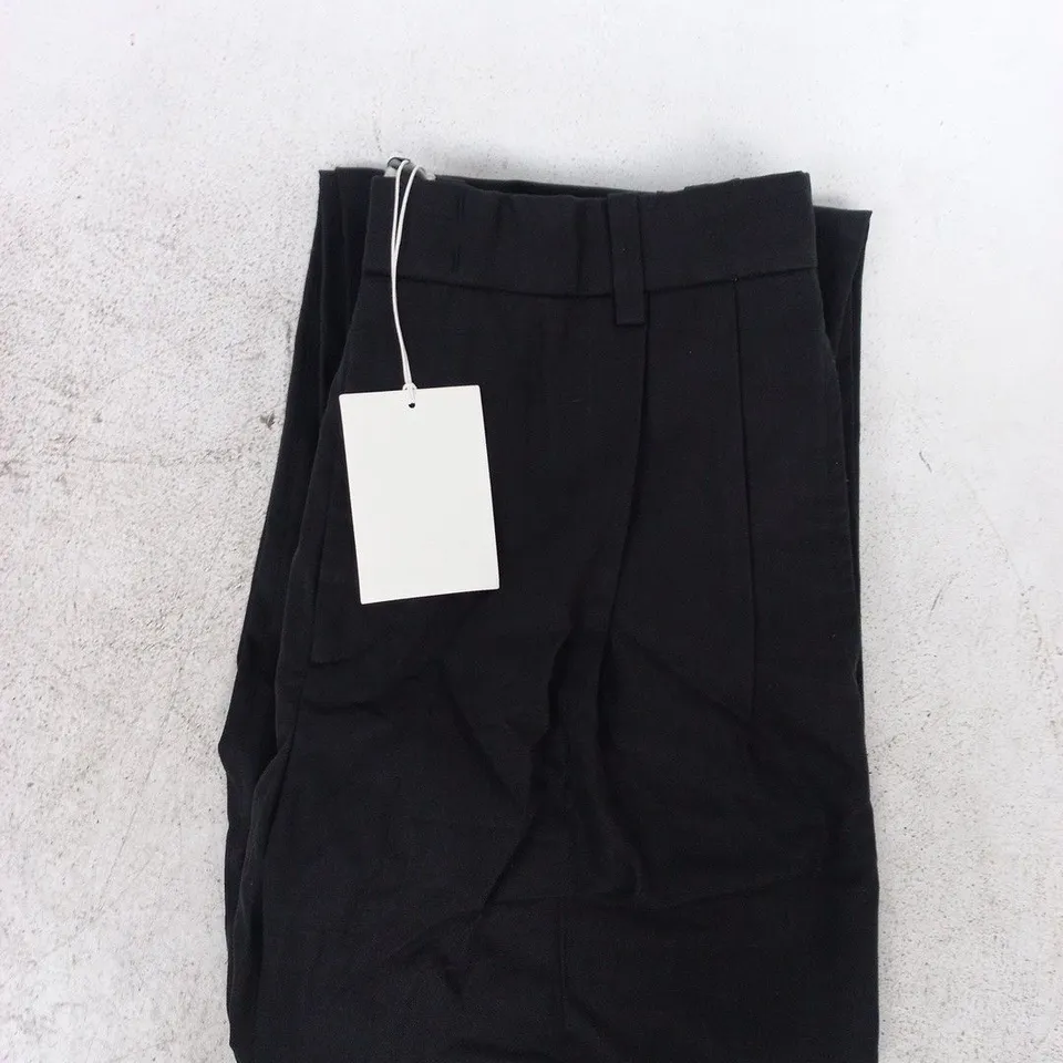 COS TROUSERS IN BLACK SIZE UK 32R
