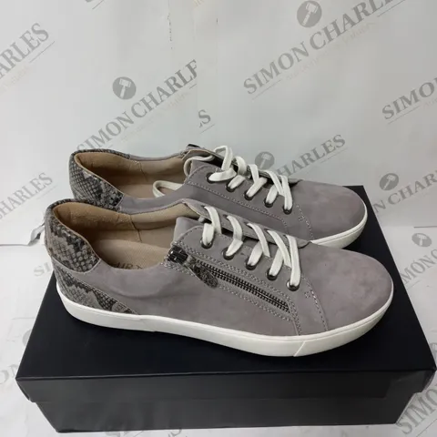 BOXED NATURA SNAKE SKIN PRINTED TRAINER - SIZE 6.5
