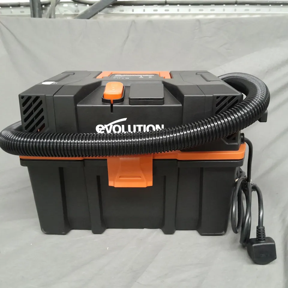 EVOLUTION WET AND DRY VACUUM CLEANER WITH BLOWER