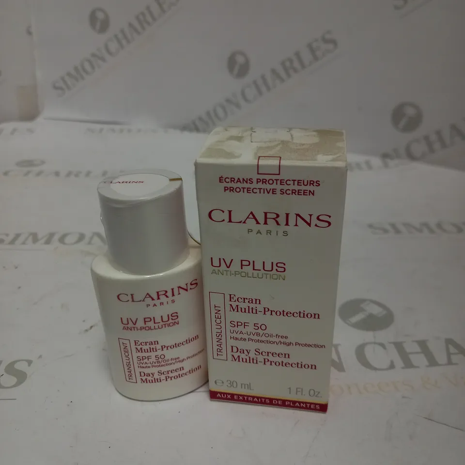 CLARINS DAY SCREEN MULTI-PROTEXTION SPF 50