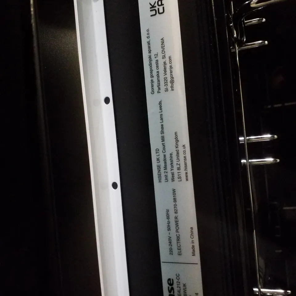 HISENSE HDE3211BWUK ELECTRIC COOKER - WHITE 