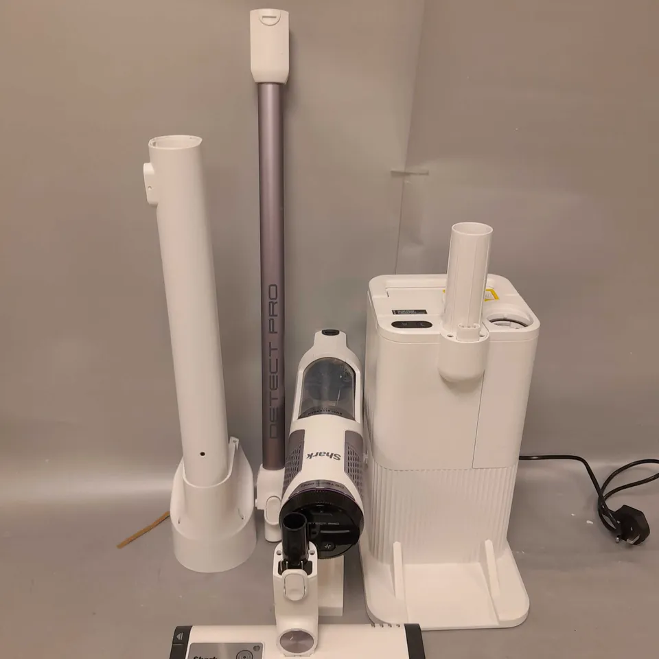 BOXED SHARK CORDLESS DETECT PRO HOOVER